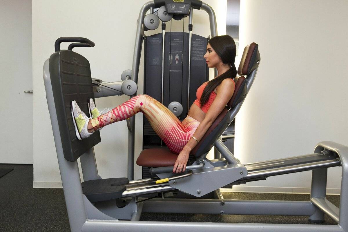 Тонкости освоения жима ногами в тренажере, преимущества упражнения