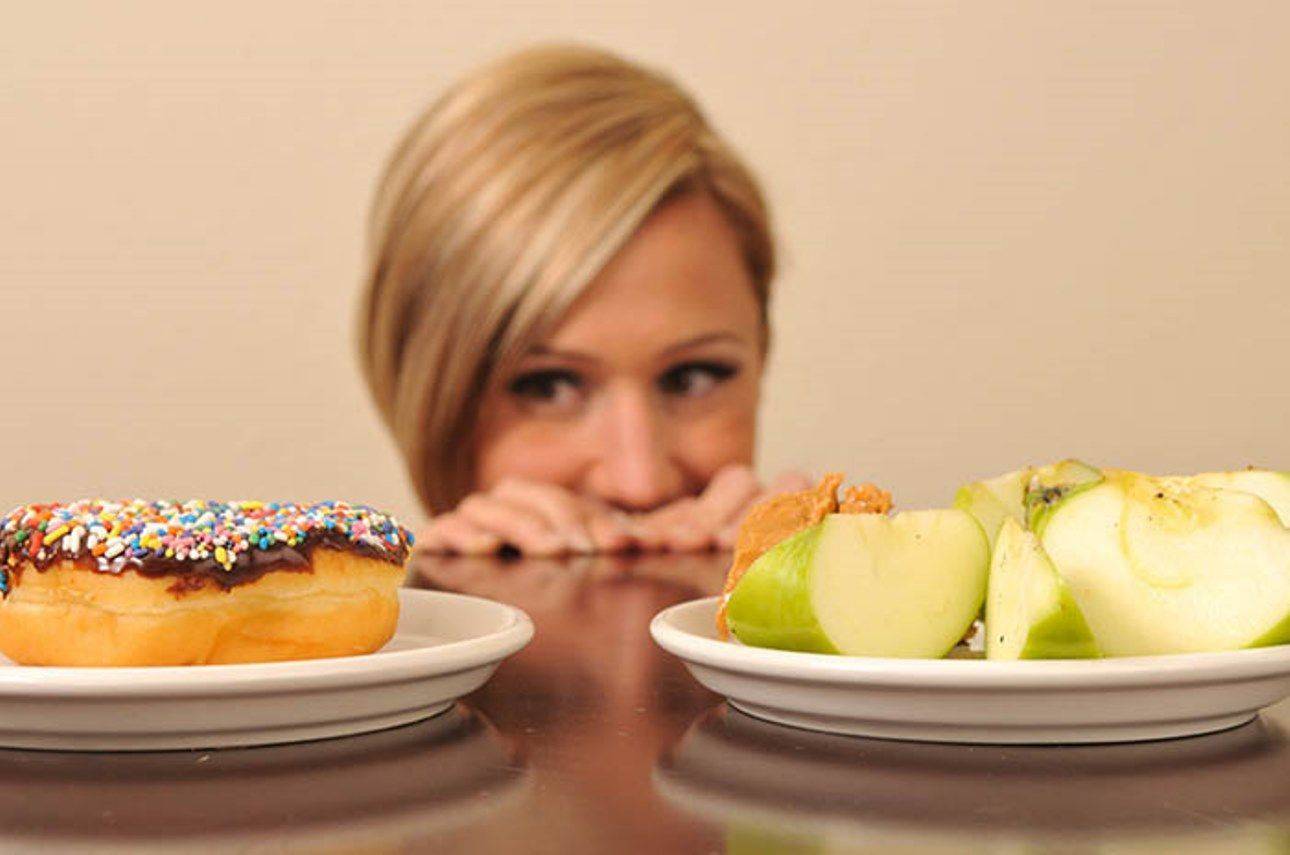 «в первую очередь сгорает не жир». диетолог объясняет, почему голодание и интервальные диеты – не лучший способ привести себя в порядок - citydog.by | журнал о минске