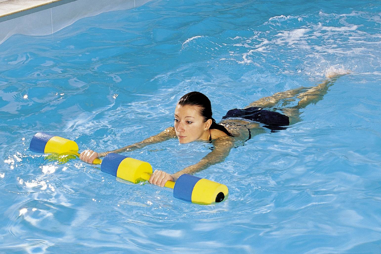 Плавать и худеть: бассейн поможет сбросить вес, если заниматься им системно и правильно | garmin club