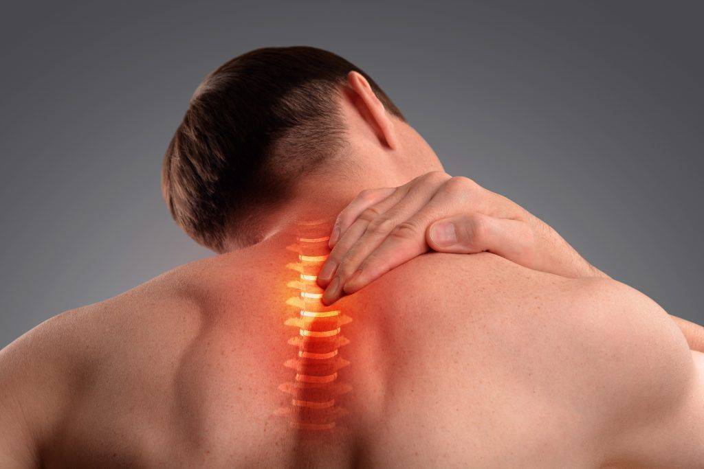 Боль между лопатками в спине: причины. почему болит в области позвоночника между лопаток