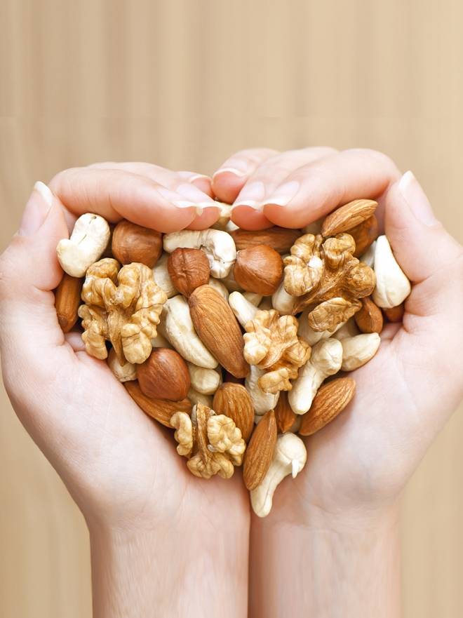 Кедровые орехи в бодибилдинге – польза и вред