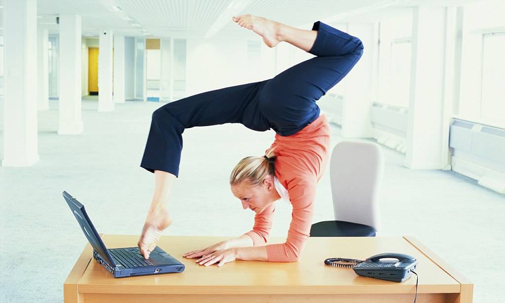 Производственная гимнастика для офисных работников: виды производственной гимнастики, какими могут быть упражнения (видео)