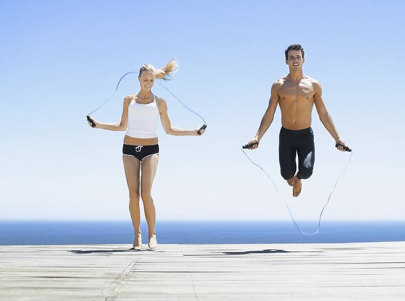 Скакалка для похудения живота и боков: как правильно и сколько прыгать
