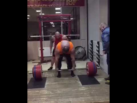 Иван Макаров попробовал взять рекордный вес 502 кг в становой тяге: фото и видео отчет